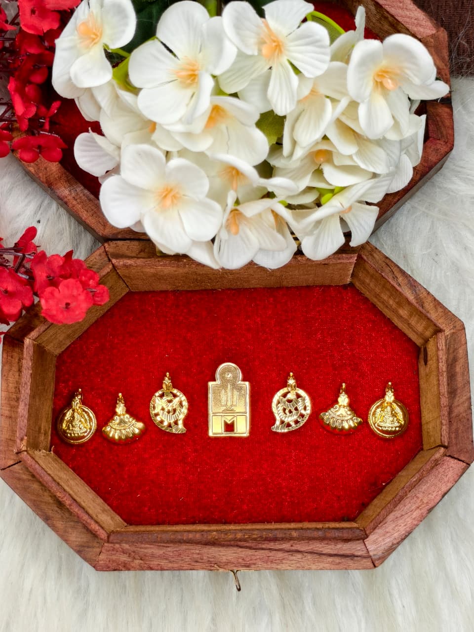 South Indian Traditional Impone Thali Mangalsutra – Gold Plated Sacred Wedding Chain
