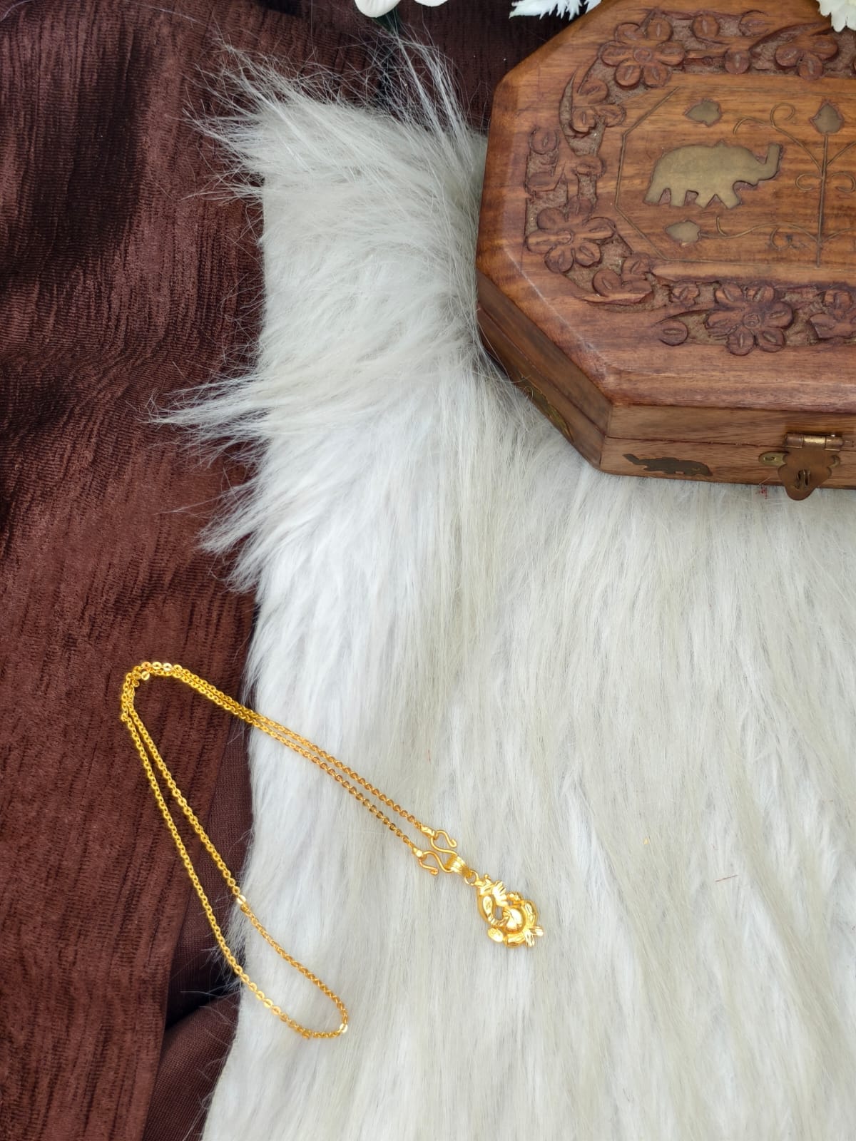 ✨ Elegant 1 Gram Gold-Plated Women’s Chain | 18 Inch Lightweight Necklace Model-22 ✨v