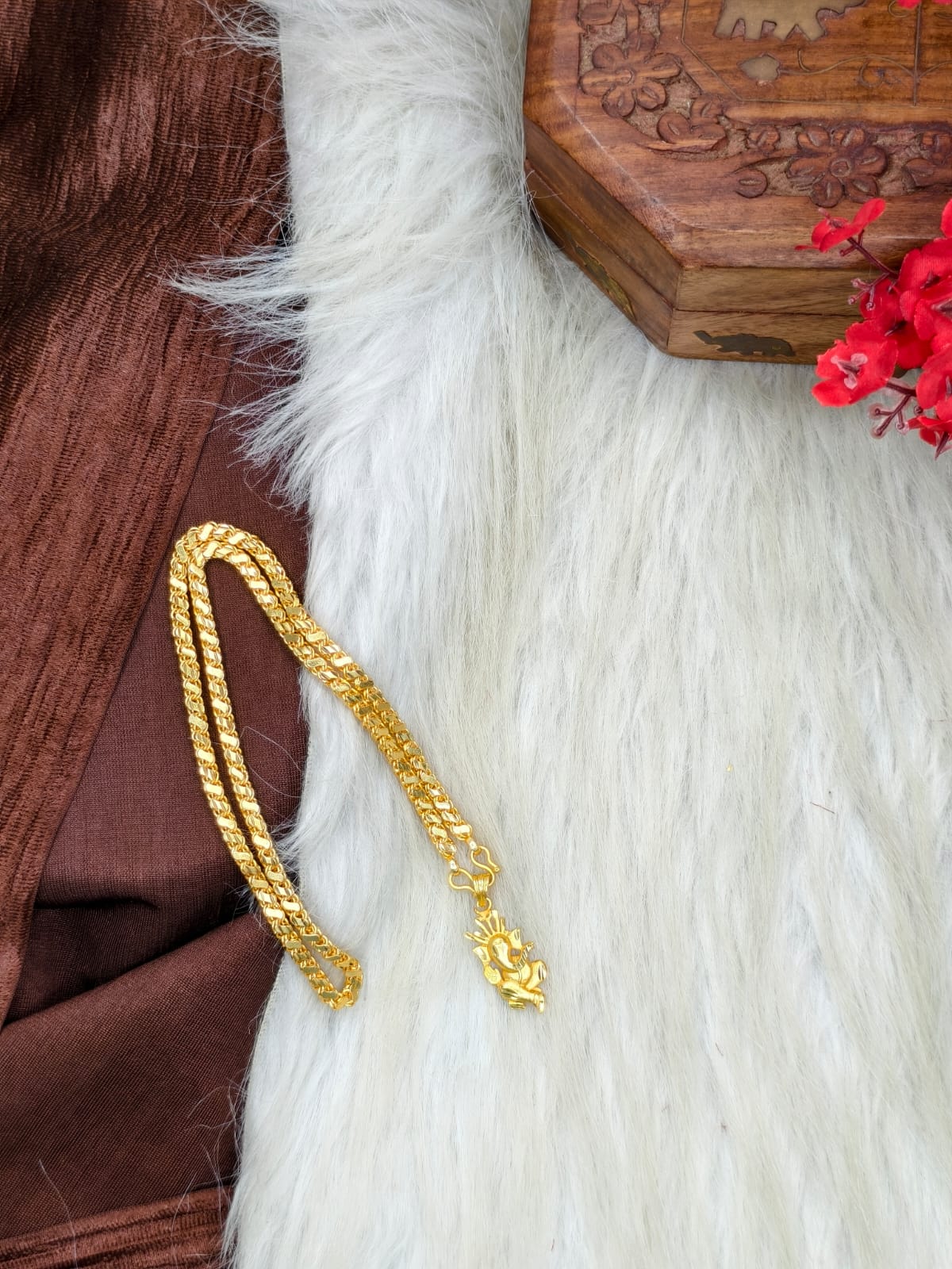 ✨ Elegant 1 Gram Gold-Plated Women’s Chain | 18 Inch Lightweight Necklace Model-23 ✨