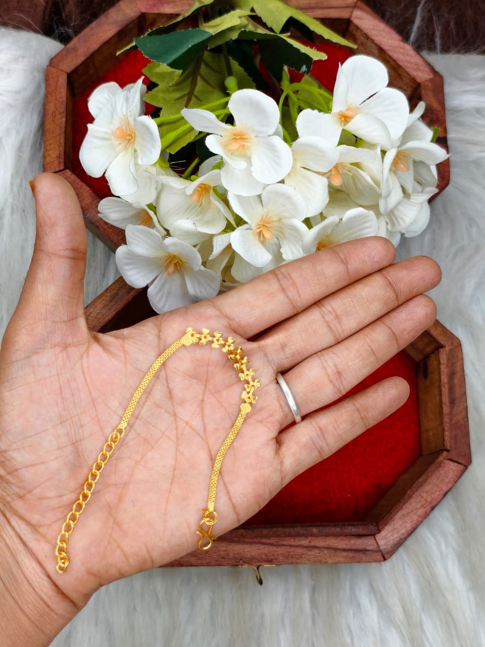 Elegant Women’s Bracelet – 1 Gram Gold with Matte Finish