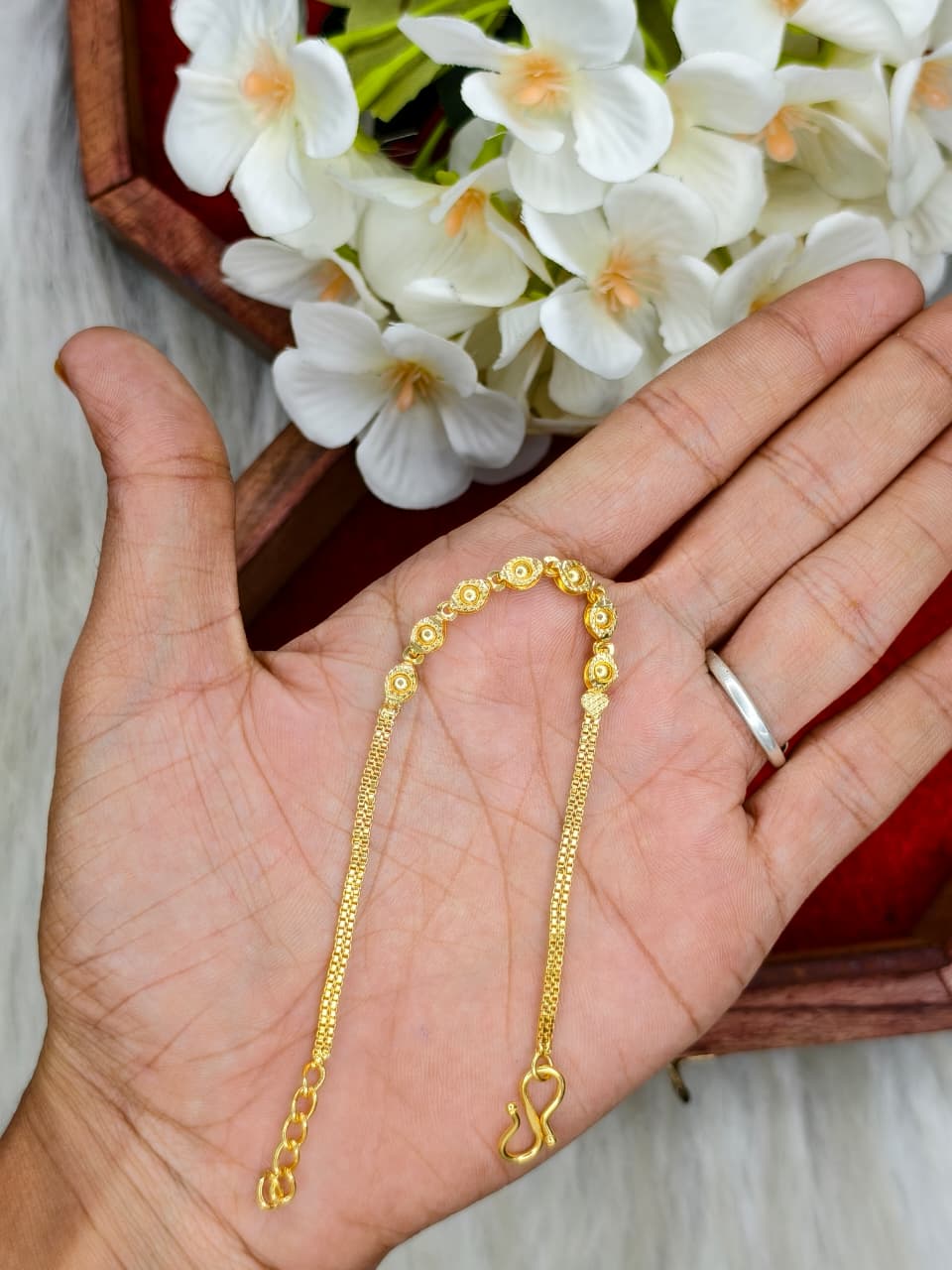 Elegant Women’s Bracelet – 1 Gram Gold with Matte Finish