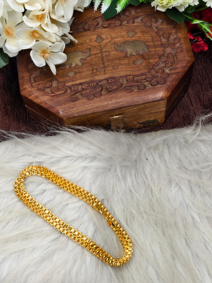 Matte Finished Women’s Gold Plated Chain – Real Gold Look | Daily Wear Elegant Chain