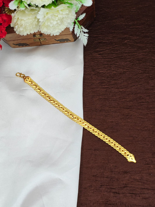 Elegant Leather & Gold Bracelet for Men