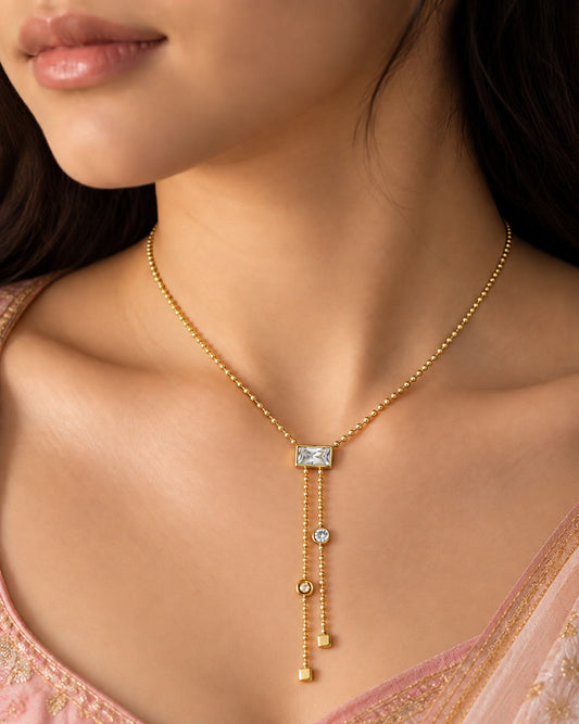 ✨ Elegant Square Pendant Chain
