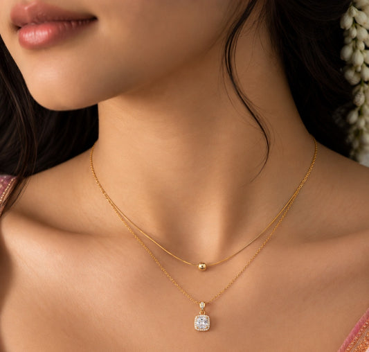 ✨ Elegant Square Pendant Chain