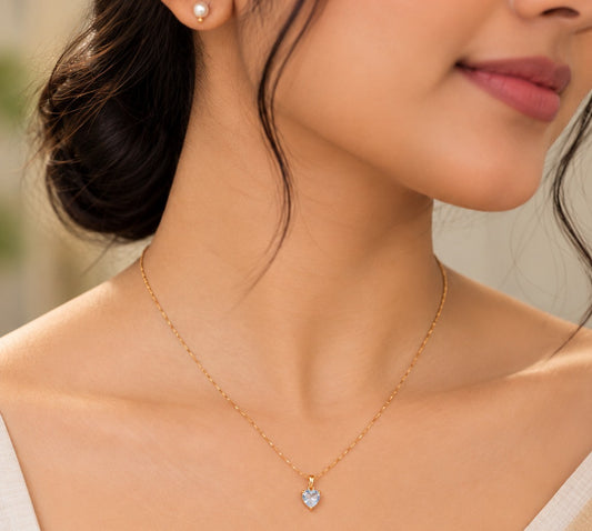 ✨ Elegant Square Pendant Chain