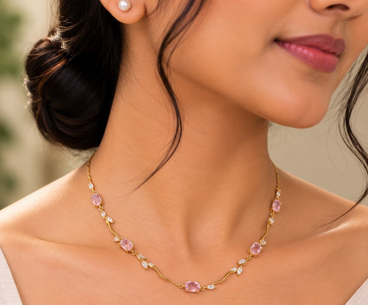 ✨ Elegant Square Pendant Chain