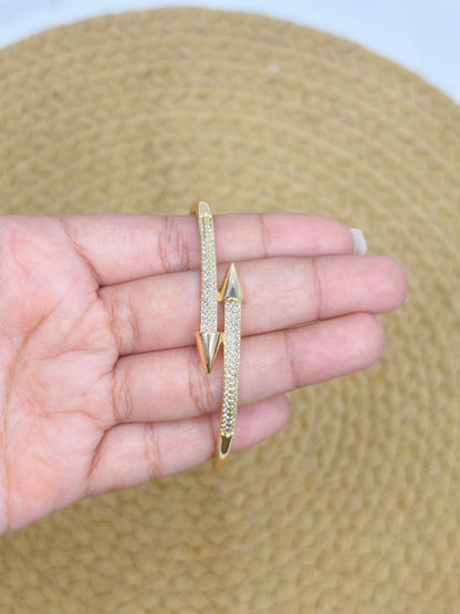 Elegant Crystal Chain Bracelet