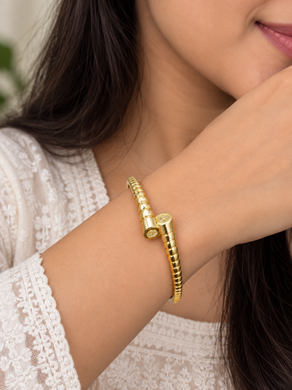 Elegant Crystal Chain Bracelet
