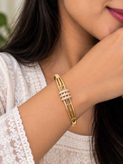 Elegant Crystal Chain Bracelet