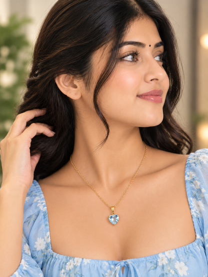 ✨ Elegant Square Pendant Chain