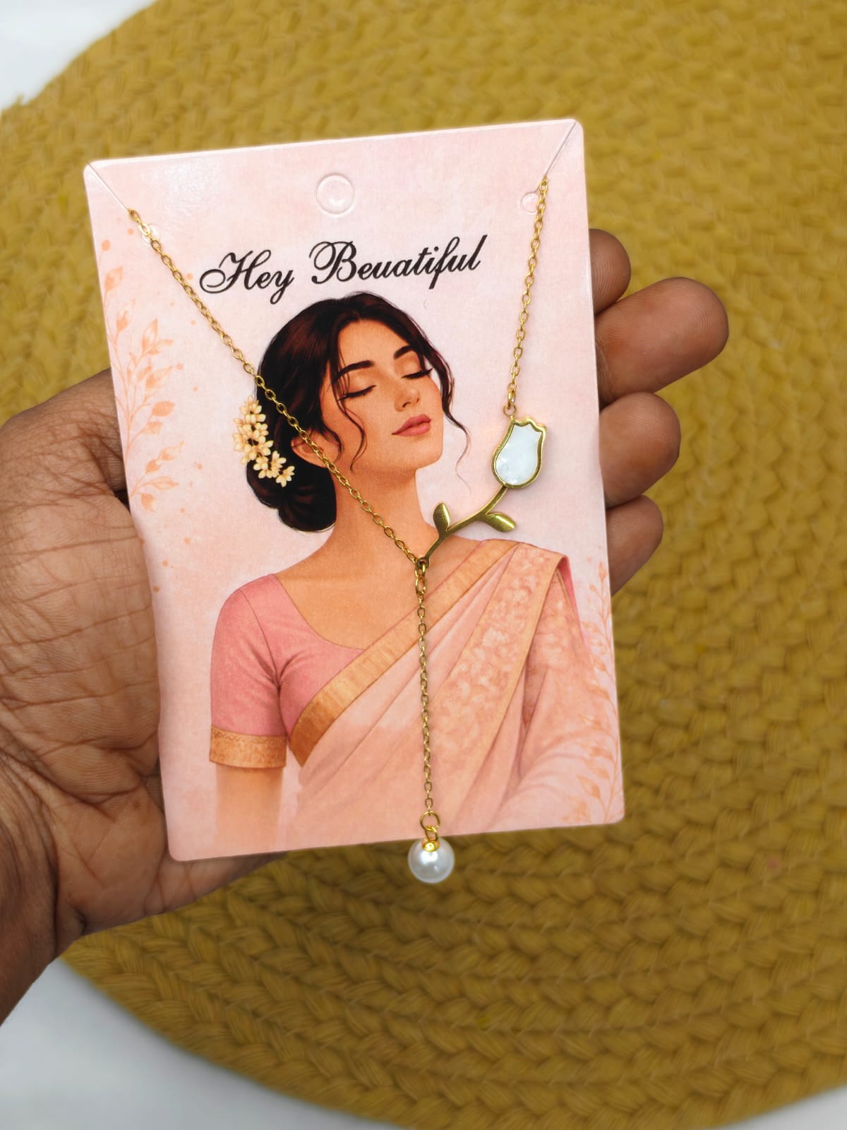 ✨ Elegant Square Pendant Chain