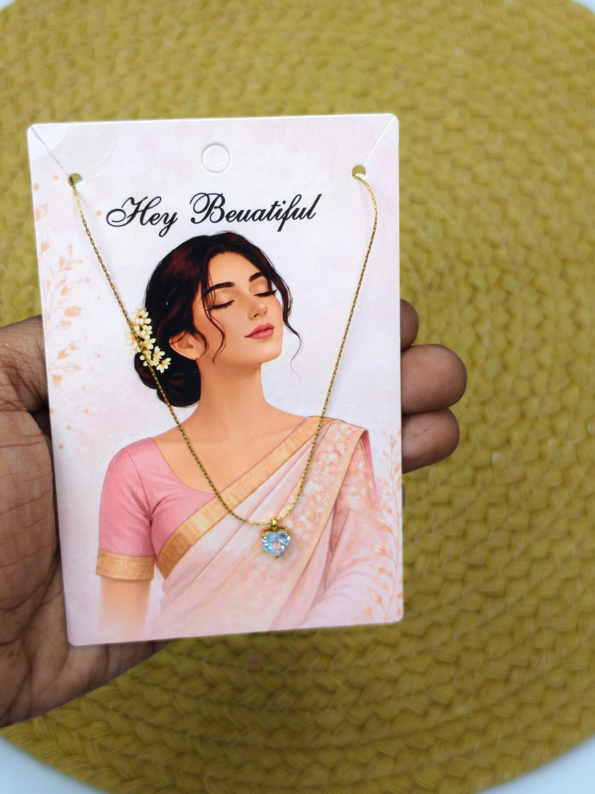 ✨ Elegant Square Pendant Chain